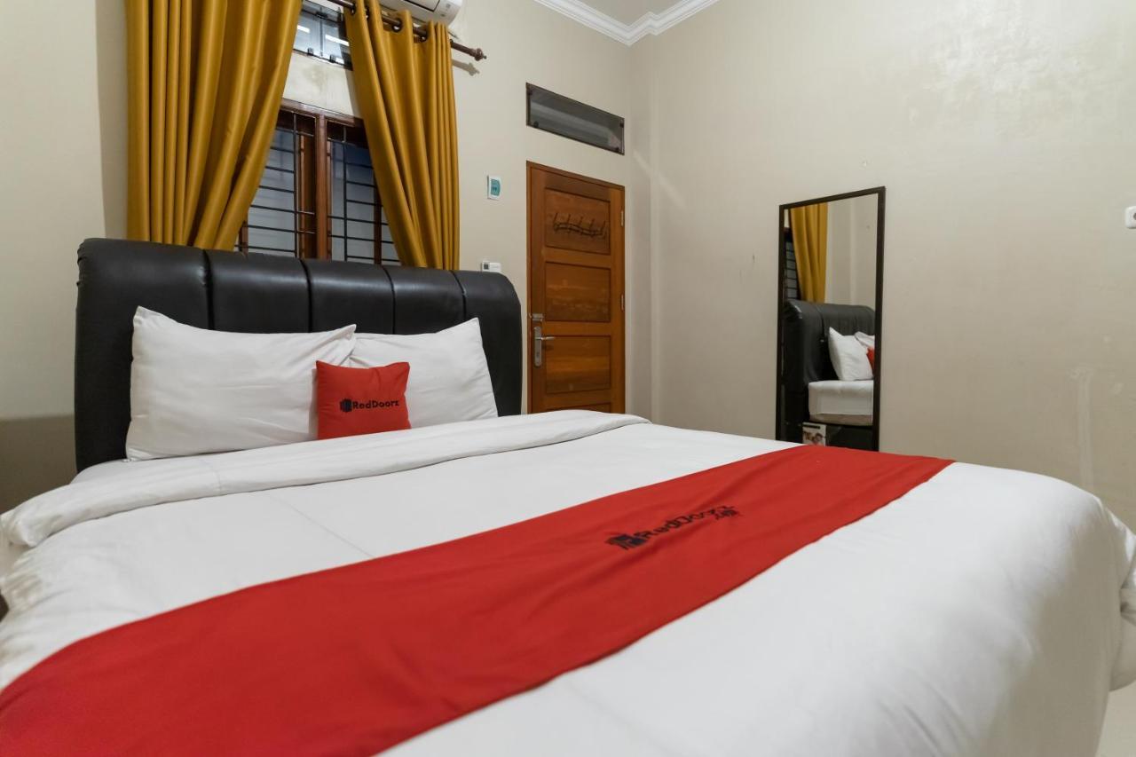 Reddoorz At Joyce Guest House Medan Luaran gambar